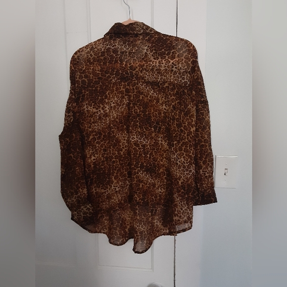 UNIF Animal Print Cut Out Blouse - S - Picture 2 of 6